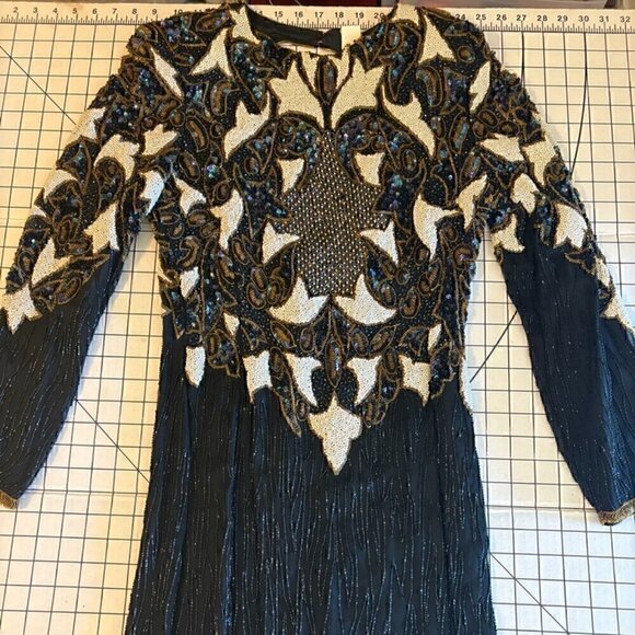 NEW WITH TAGS VINTAGE 100% SILK FULL SEQUINED OPEN BACK COCKTAIL DRESS SIZE S - Picture 10 of 12